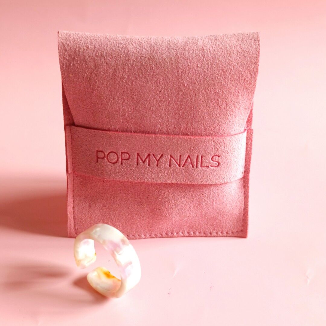 Bague acrylique blanc &amp; crème