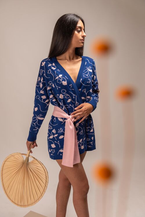 Chaqueta kimono de lana de merino azul y rosa Hanami
