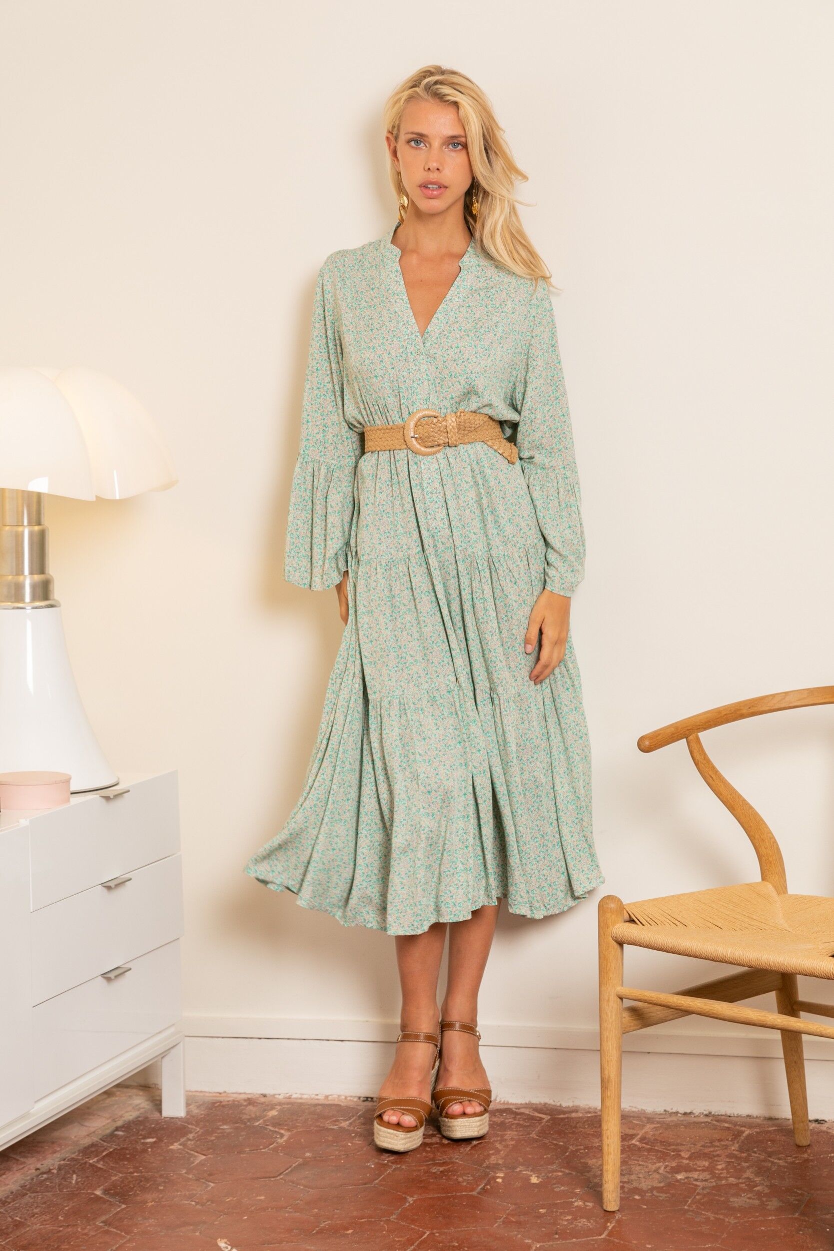 Achat Robe longue ?� imprim?� boh?�me boutonn?�e devant et col V avec manches ?�vases en gros