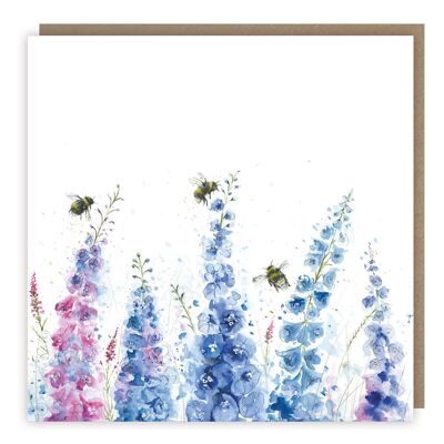 Biglietto d'auguri penzolante nel Delphiniums