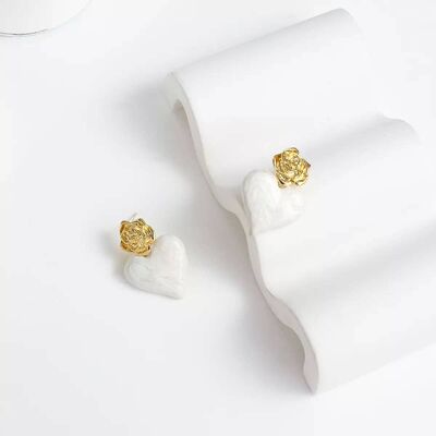 La Chanel Gold Marble Rose Pearl Drop Earrings