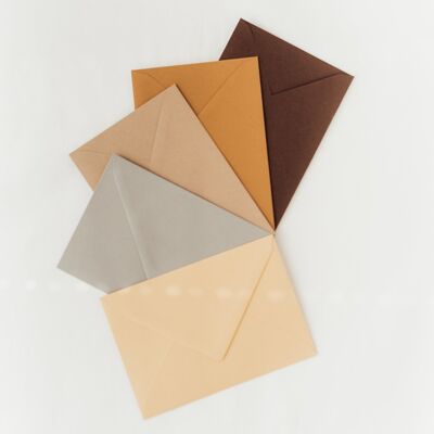 5 envelopes in a set, natural colors