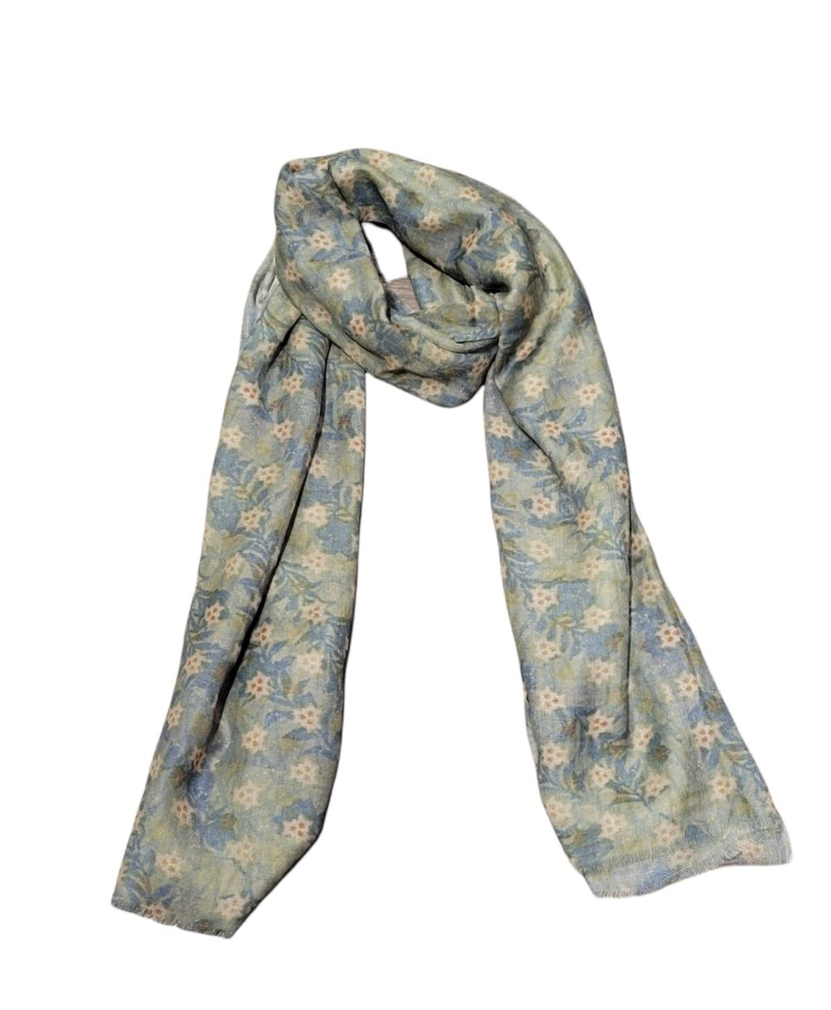 Stola aus Wolle und Seide