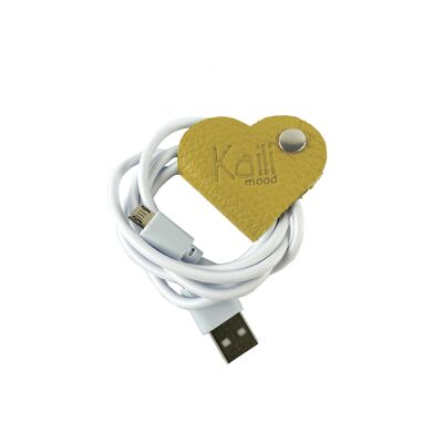 K0039RB | Made in Italy heart cable reel in genuine full-grain leather, dollar grain - Color yellow - Dimensions: 5 x 8 x 0.5 cm - Packaging: rigid bottom/lid Gift Box