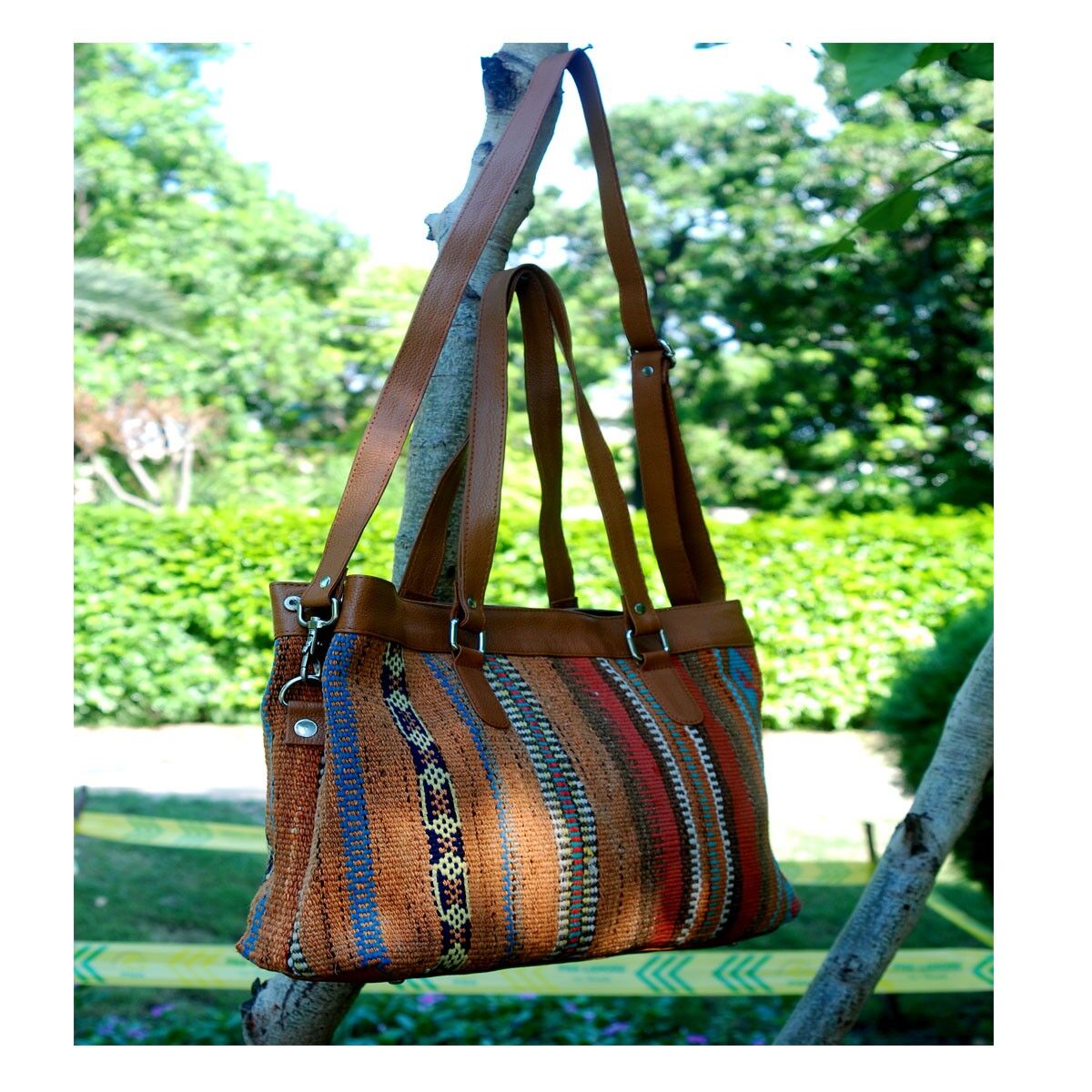 Borsa Hoki in pelle Kilim