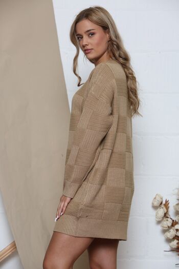 Robe texturée à motifs carrés Camel 2