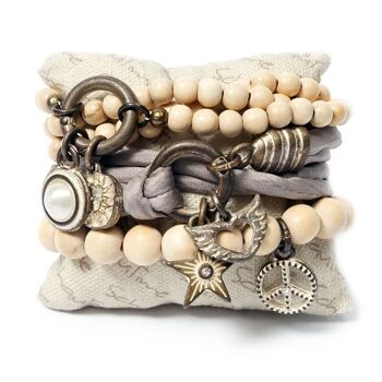 Ensemble de bracelets 107