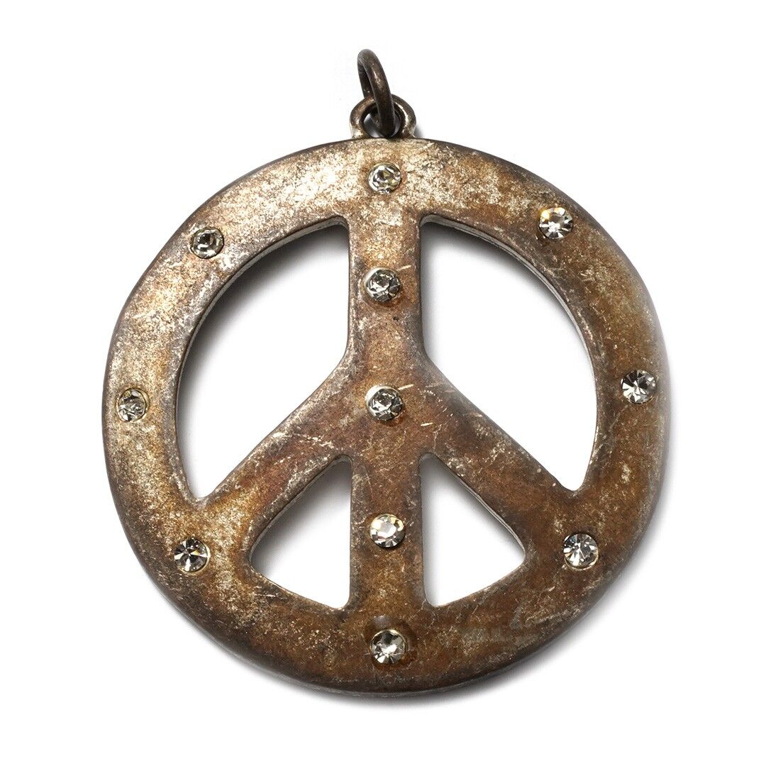 Pace Sahara, Amuleto L