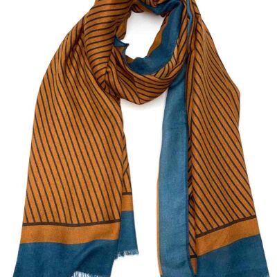 Line pattern scarf