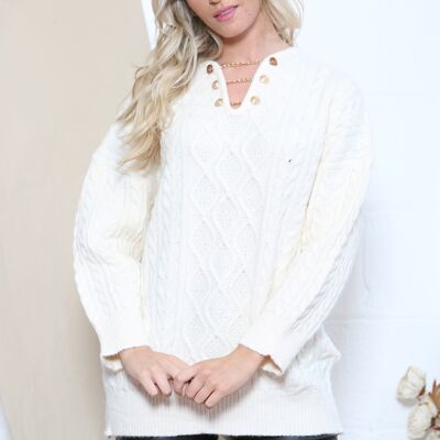 White cable heavy knit jumper with chain neck