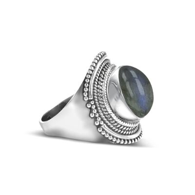 Labradorite ring on silver 925 60640-S-Labra
