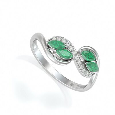 Ring White Gold Emerald and diamonds 1.546grs