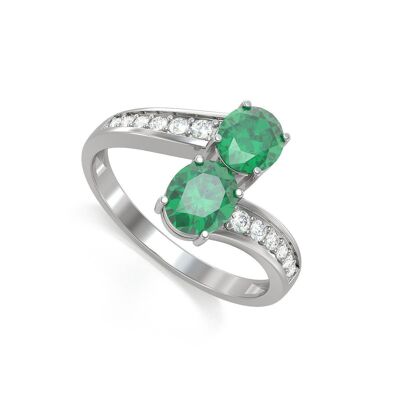 Ring White Gold Emerald and diamonds 2.546grs