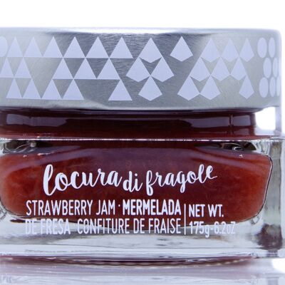 Organic artisan strawberry jam 85% fruit 175g. Reduced sugar content.
