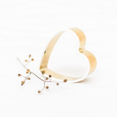 Cookie cutter heart with silicone edge from Bake Affair