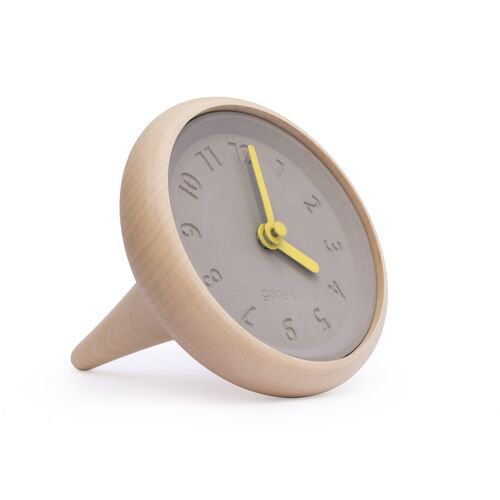 Horloge de table en bois et béton aiguilles jaunes - Toupie