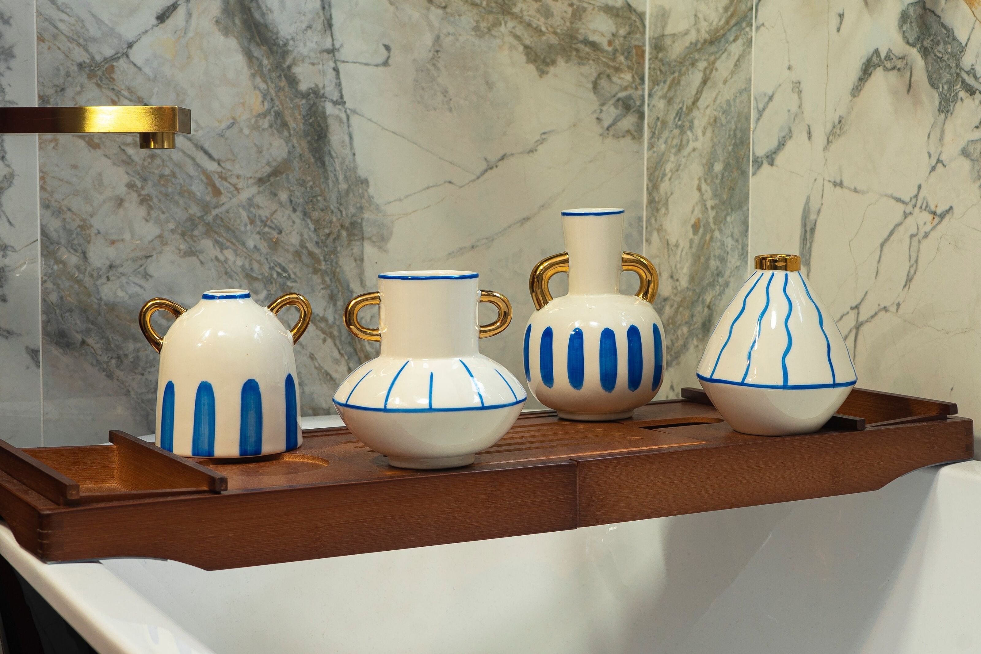 Kaufen Sie Griechenland inspirierte Vase weiß blau nautische Ägäis Mykonos  zu Großhandelspreisen
