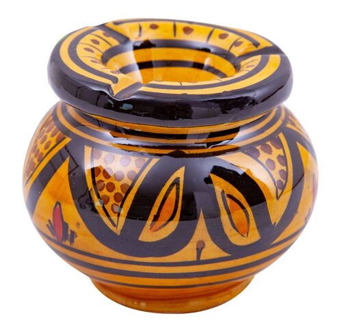 Buy wholesale Anti-odor And Windproof Ceramic Ashtray Decorated A 8