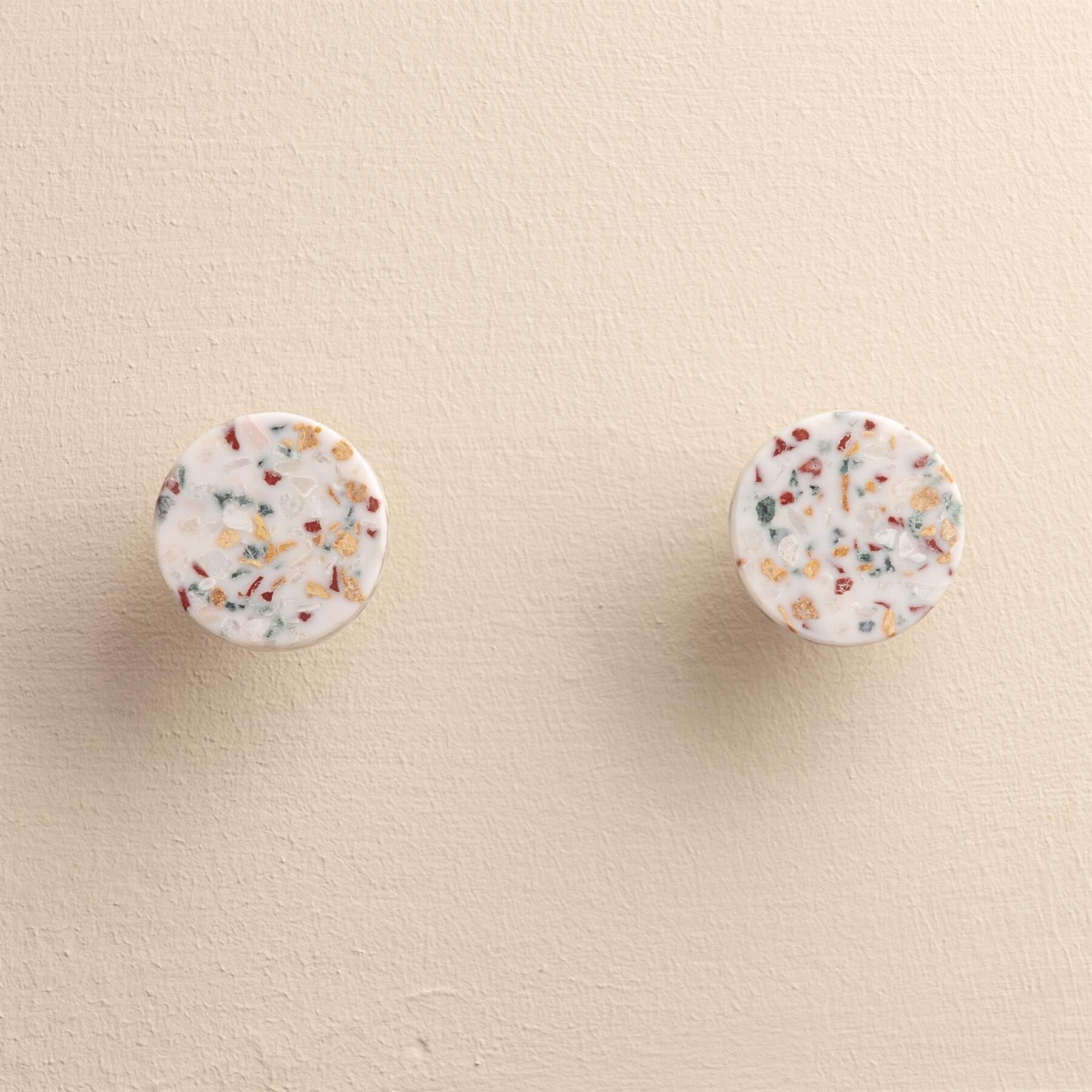 Manopole per cassetti ovali in pietra di terrazzo Meera