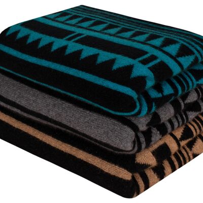 Wool blanket Maori pattern