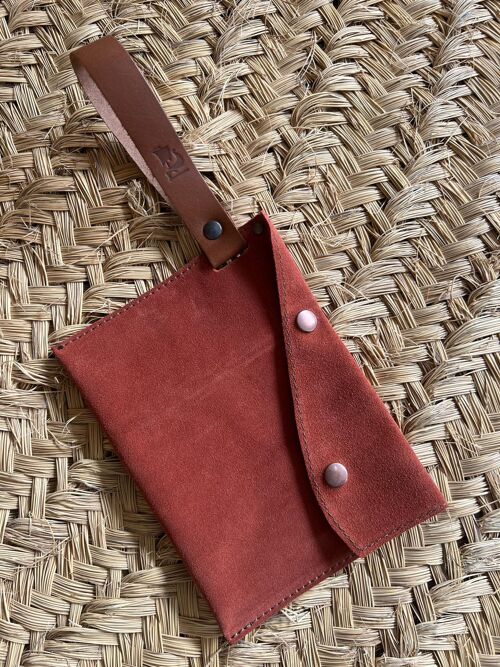 Artisan Clutch bag-Made of 100% Natural suede leather, 1.4mm thick leather- treated against water-it is waterproof. Opplav solnedgang Suede.(Coral)