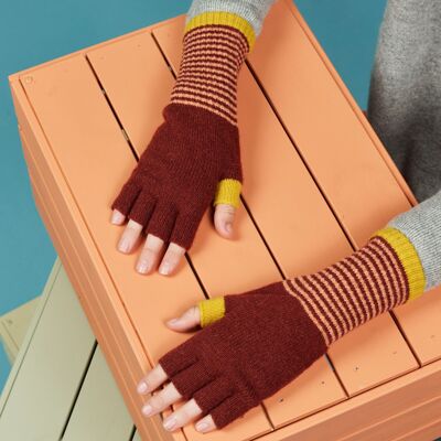 Damen-Handschuhe und Pulswärmer aus Lammwolle. FINGERLOSE HANDSCHUHE – sienna