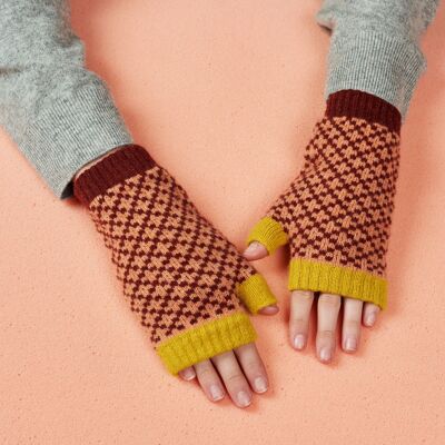 Damen-Handschuhe und Pulswärmer aus Lammwolle. Pulswärmer – Cross – Sienna