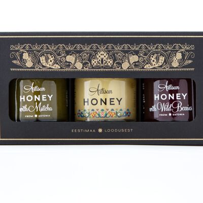 Miele Artigianale set 3x50 g in confezione regalo di cartone: Miele di fiori, Miele al Matcha, Miele ai Frutti di bosco