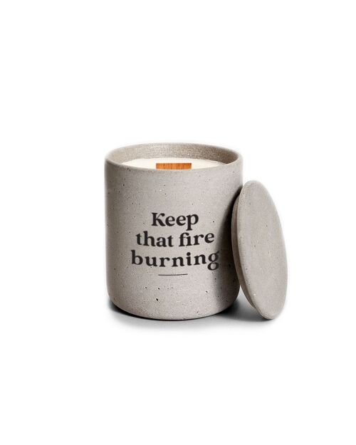 Handgemachte Duftkerze aus Beton "Keep that fire burning" Grau