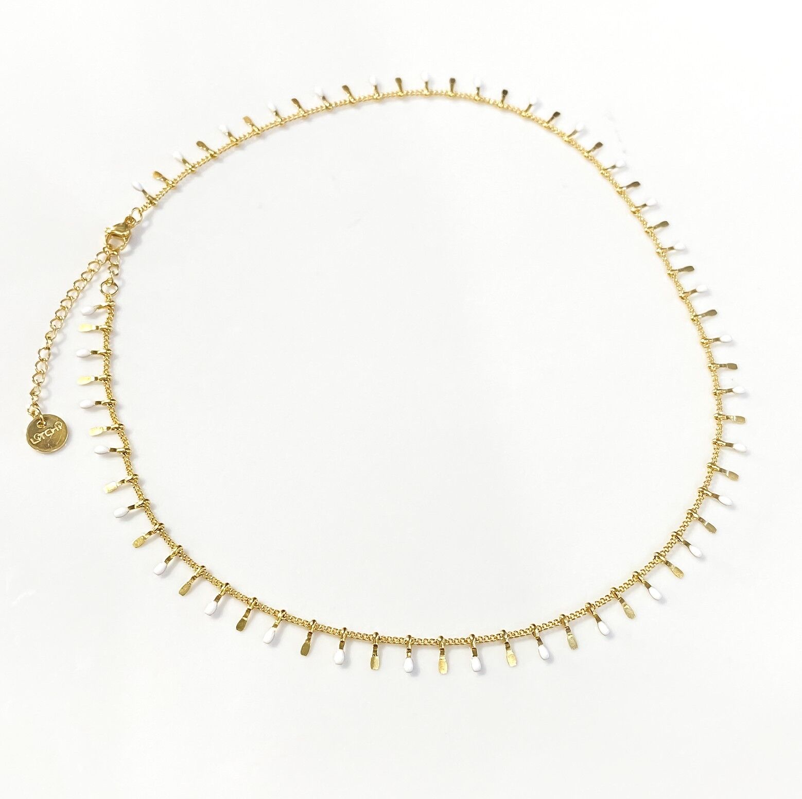 Reine weiße Halskette