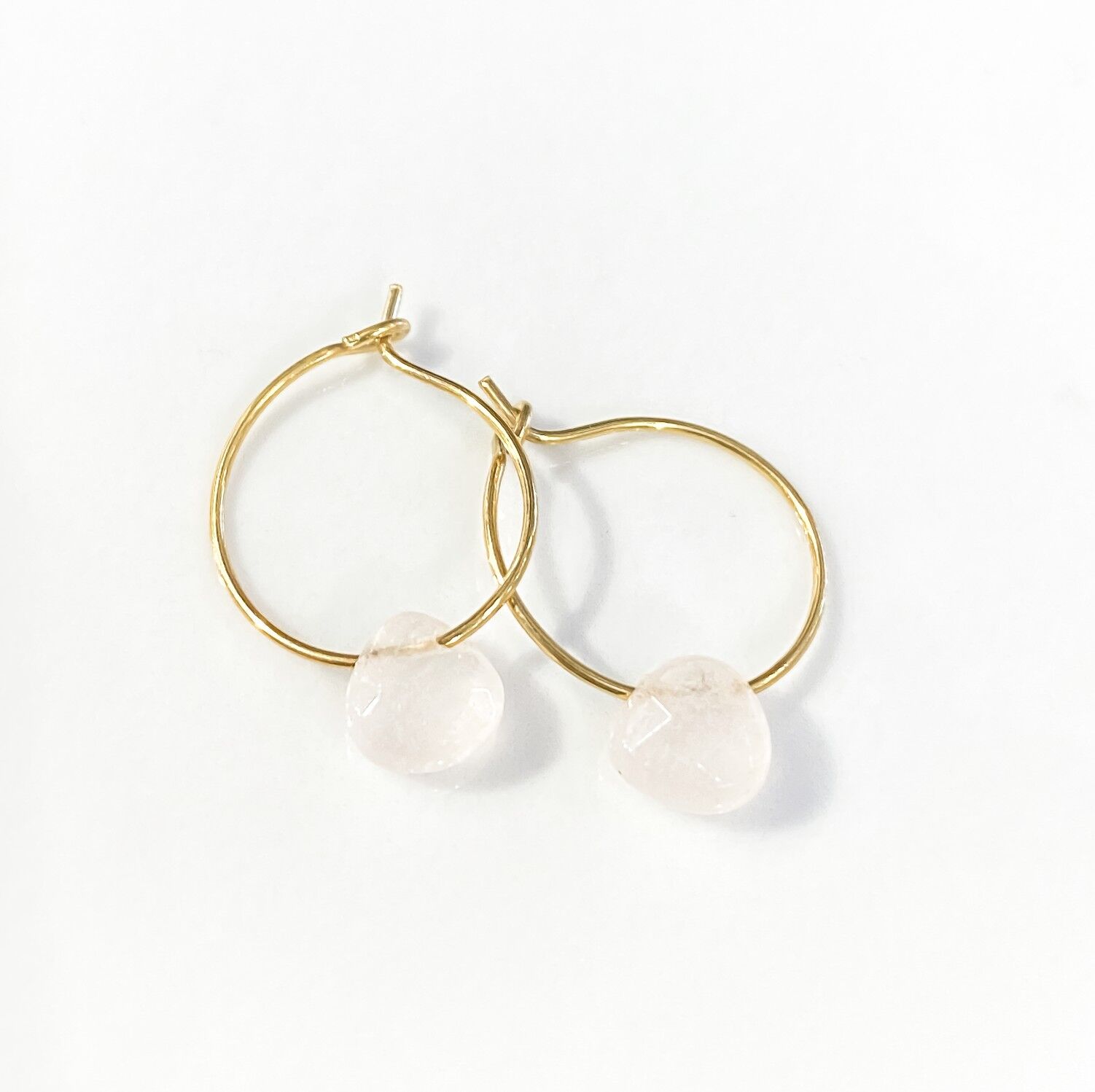 Frische Mini-Creolen