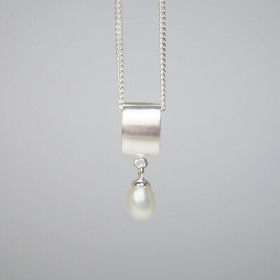 Colgante de plata 925 con perla cultivada de agua dulce