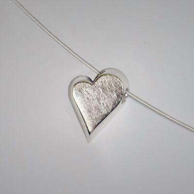 Heart-shaped pendant in 925 silver