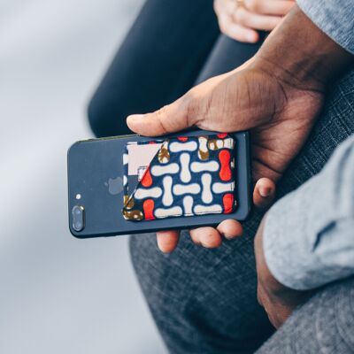 Porte-cartes unique en tissu wax sur smartphone - Le Nomade