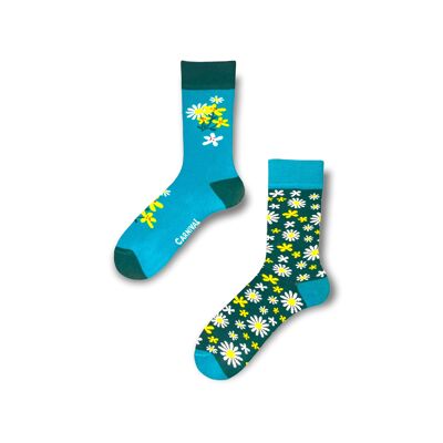 Novelty Socks for Men and Women | Patterned Socks Unisex | Funky Socks | Fun Colourful Silly Cotton Socks | Best Funny Crazy Happy Gifts for Men and Women | Carnival Daisy | Odd Mismatching