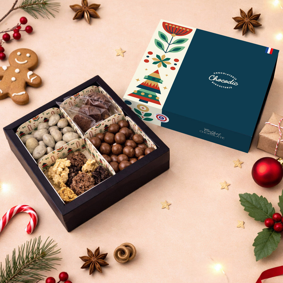 Chocolate box | Christmas molded chocolates | Chocodic artisanal Christmas chocolates