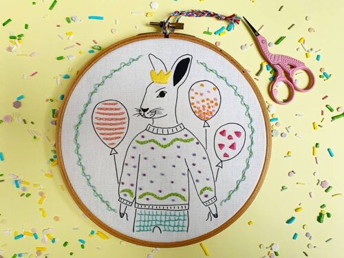 StitchPop Party Rabbit Embroidery Kit - level 3