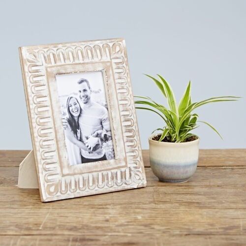 Swirl Carved Handmade Wooden Photo Frame 5 X 7