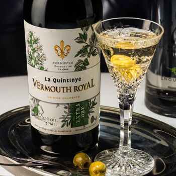 La Quintinye Vermouth Royal
 Sec 0,75l / 17% vol. 2