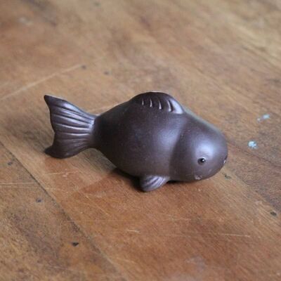 Fischteefigur aus Keramik