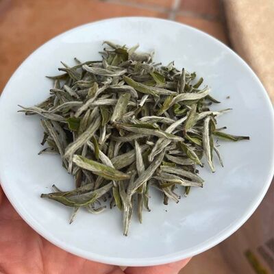 Té blanco de aguja de plata de principios de primavera - 250 g