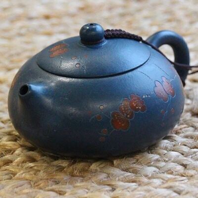 Dekorierte Yixing Teekanne aus blauem Ton 200ml