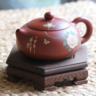 Yixing peony clay teapot 185ml