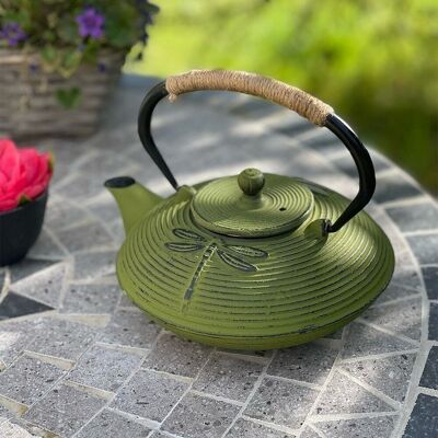 Green cast iron teapot 900 ml