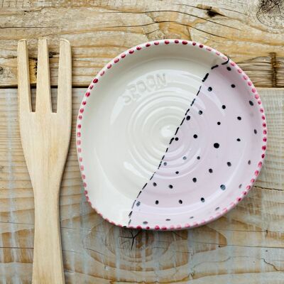 Poggia cucchiaio in ceramica rosa fatto a mano, moderno poggia cucchiaio in ceramica