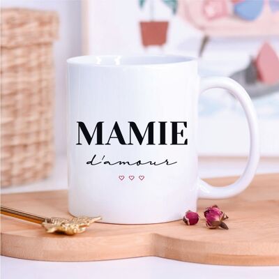 Weiße Tasse „Liebevolle Oma“