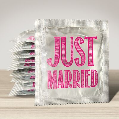 Kondom: Just Married Pink Schriftzug