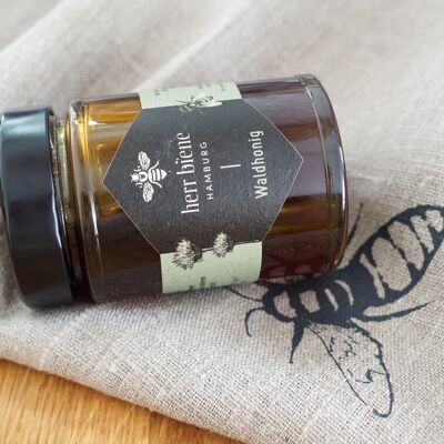 Forest honey from Germany / mr biene makes holiday edition