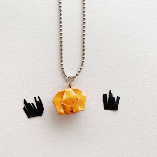 .Halloween Pumpkin Necklace.