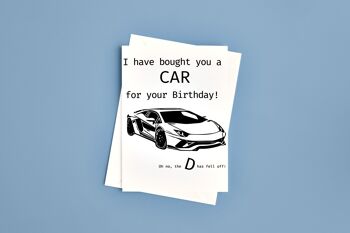 Carte d'anniversaire de voiture. Carte de voeux drôle 1